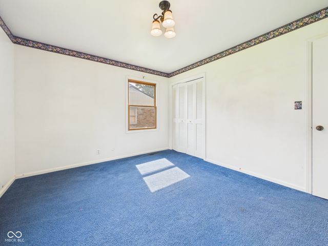 1727 Oakwood Drive, Anderson, IN 46011