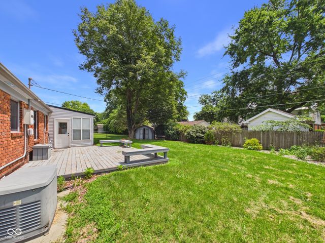 1727 Oakwood Drive, Anderson, IN 46011