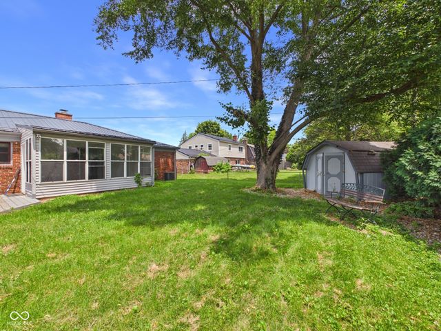 1727 Oakwood Drive, Anderson, IN 46011