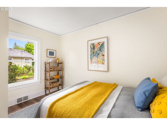 3931 Ne 41ST Ave, Portland, OR 97212