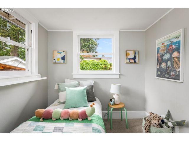 3931 Ne 41ST Ave, Portland, OR 97212