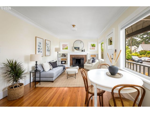 3931 Ne 41ST Ave, Portland, OR 97212