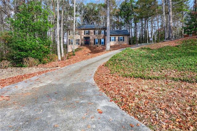 1514 Howell Highlands Drive, Tucker, GA 30087