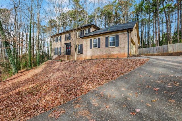 1514 Howell Highlands Drive, Tucker, GA 30087