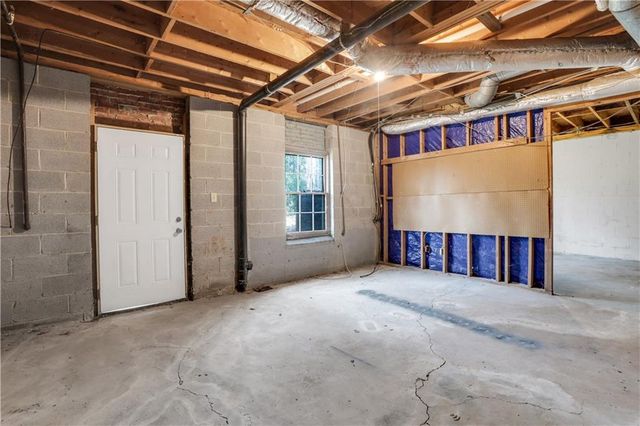 1514 Howell Highlands Drive, Tucker, GA 30087