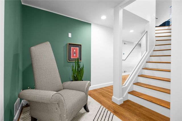 43 Highland Avenue, Warwick, RI 02886