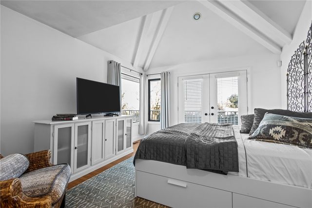 43 Highland Avenue, Warwick, RI 02886