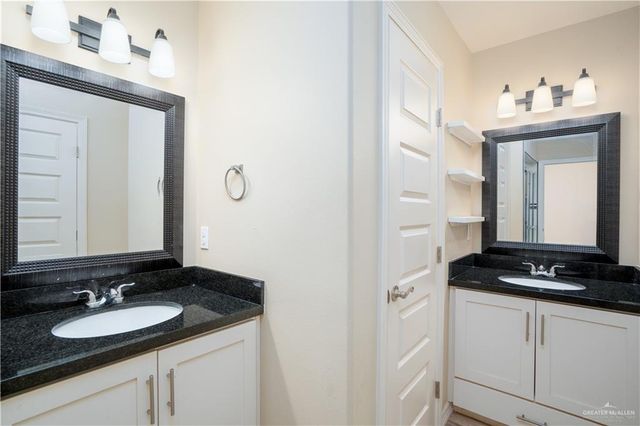 1204 Palazzo Drive, Alamo, TX 78516