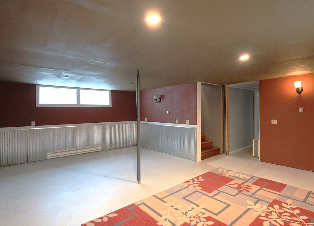 Image 23 of property listing at 22664 N Hails Lane, Texico, IL 62889