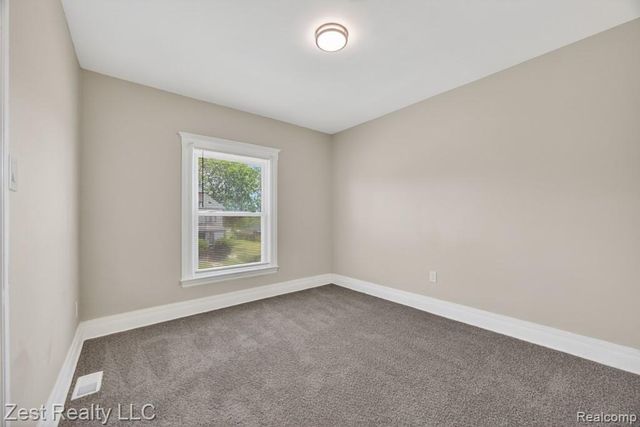 2525 Bewick Street, Detroit, MI 48214