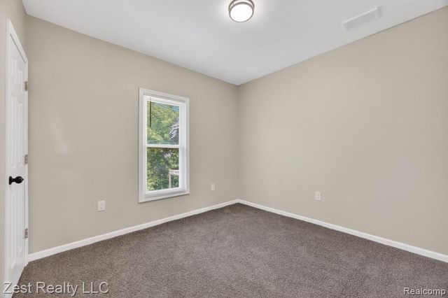 2525 Bewick Street, Detroit, MI 48214