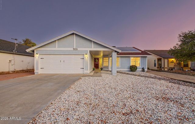 1109 W WICKIEUP Lane, Phoenix, AZ 85027