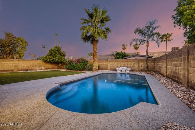 1109 W WICKIEUP Lane, Phoenix, AZ 85027