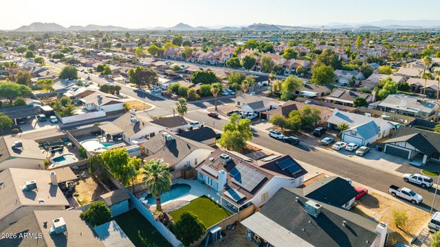 1109 W WICKIEUP Lane, Phoenix, AZ 85027
