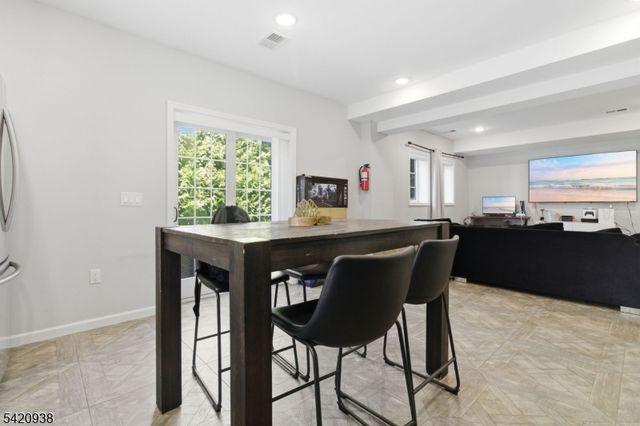 431 Forest St, Kearny Town, NJ 07032