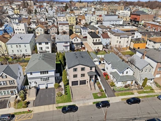 431 Forest St, Kearny Town, NJ 07032