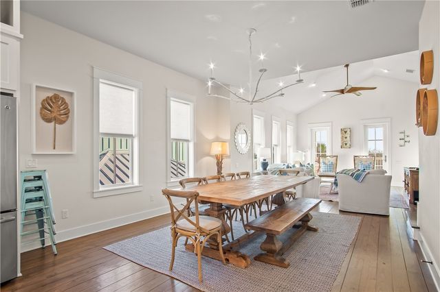 122 Bent Grass Dr, Port Aransas, TX 78373