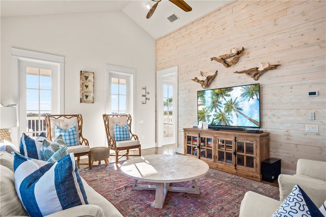 122 Bent Grass Dr, Port Aransas, TX 78373