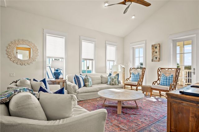 122 Bent Grass Dr, Port Aransas, TX 78373