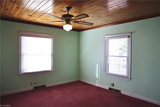 1833 South Hill Avenue, Winston-salem, NC 27127