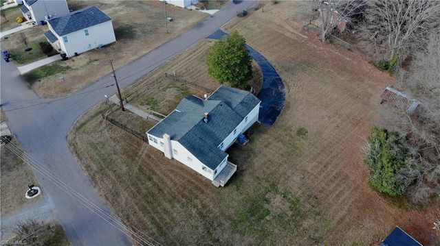 1833 South Hill Avenue, Winston-salem, NC 27127