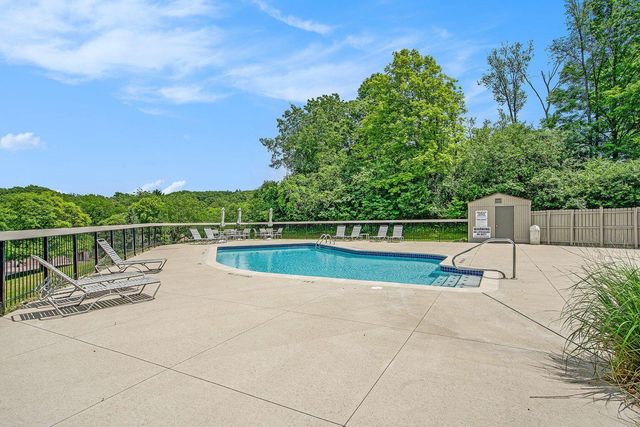2174 Overlook Court, Ann Arbor, MI 48103
