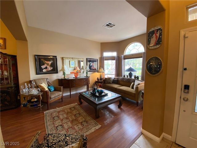 4809 Braeburn Drive, Las Vegas, NV 89130