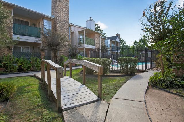 3770 Lovers Wood Lane 610, Houston, TX 77014