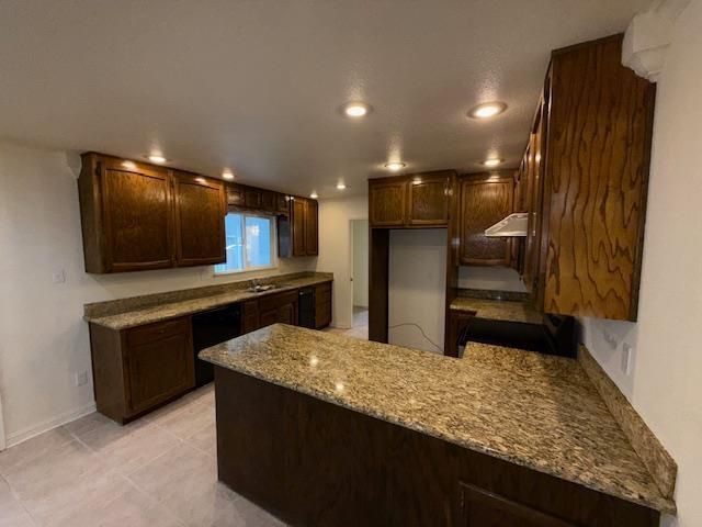 2516 Continental Dr, Modesto, CA 95355