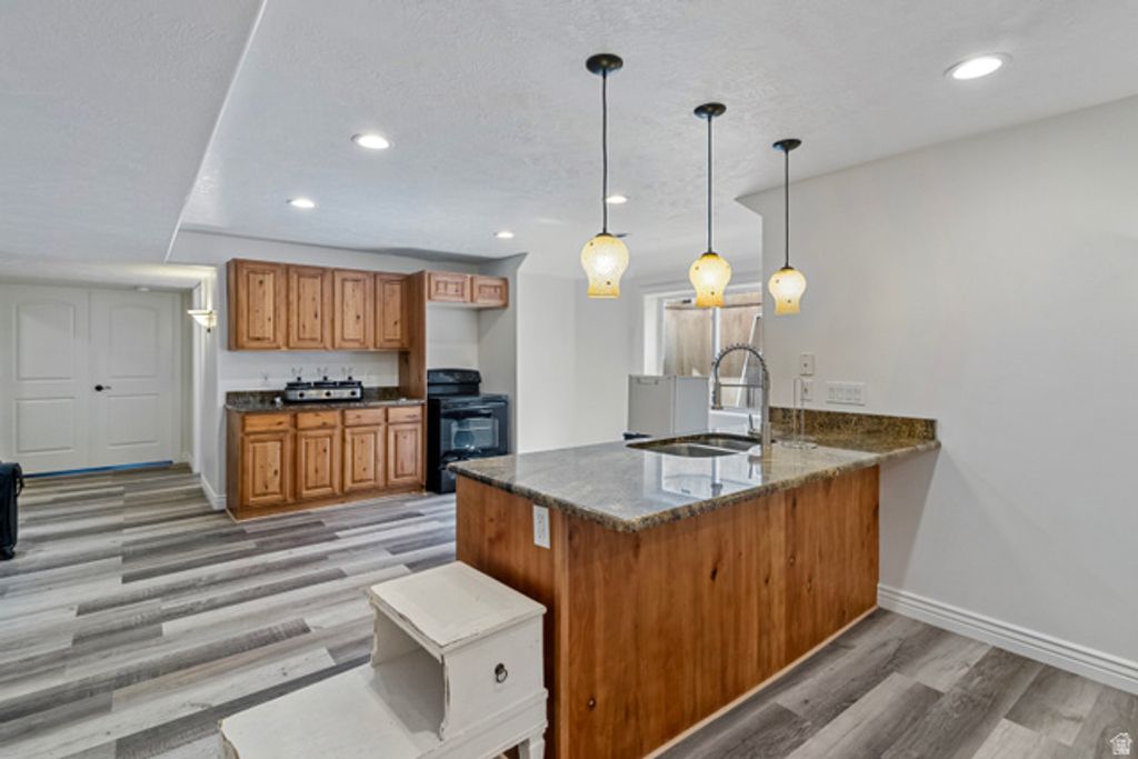 Image 27 of property listing at 1938 E VINTAGE WOODS CT, Holladay, UT 84117