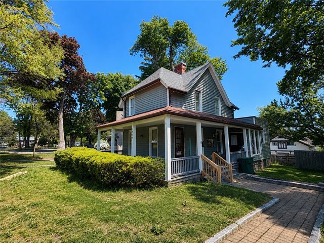 3764 Lake Avenue, Rochester, NY 14612