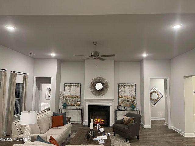 430 Seashore Street, Grimesland, NC 27837