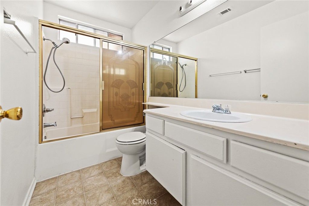 Image 18 of property listing at 22961 Chambray Drive, Moreno Valley, CA 92557