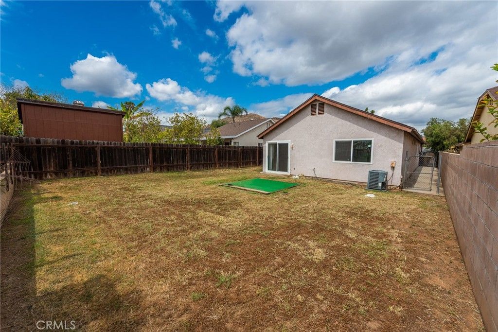 Image 23 of property listing at 22961 Chambray Drive, Moreno Valley, CA 92557