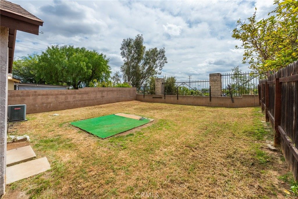 Image 24 of property listing at 22961 Chambray Drive, Moreno Valley, CA 92557