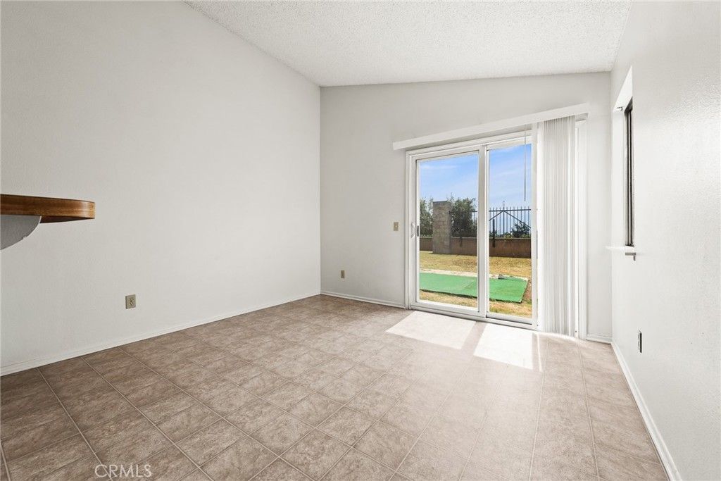 Image 8 of property listing at 22961 Chambray Drive, Moreno Valley, CA 92557