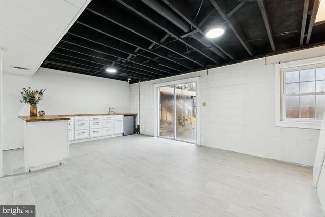 28 RIDGEMORE CIR, Fredericksburg, VA 22405