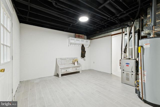 28 RIDGEMORE CIR, Fredericksburg, VA 22405