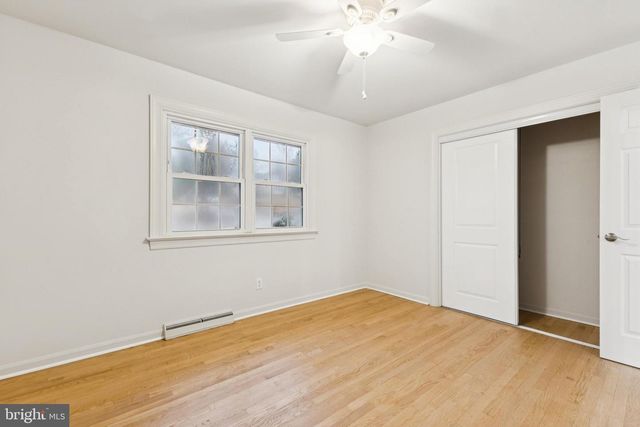 28 RIDGEMORE CIR, Fredericksburg, VA 22405