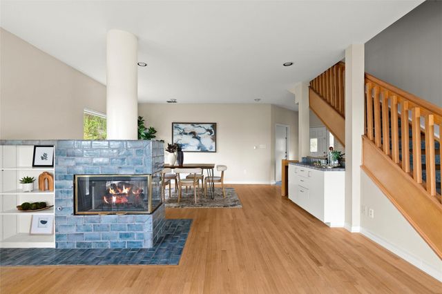 5926 N West PL, Austin, TX 78731