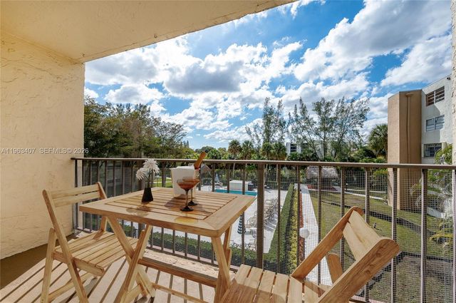 14250 SW 62nd St 314, Miami, FL 33183