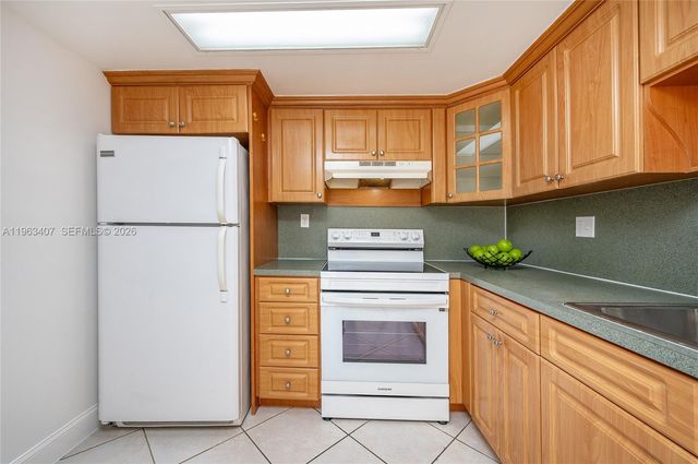 14250 SW 62nd St 314, Miami, FL 33183