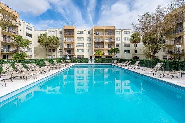 14250 SW 62nd St 314, Miami, FL 33183