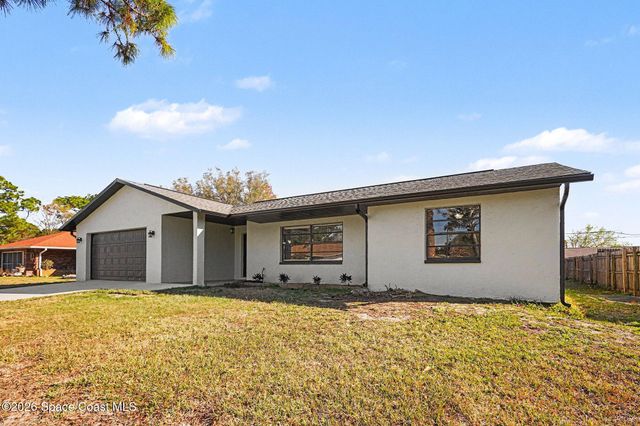 1690 Lara Street NE, Palm Bay, FL 32907