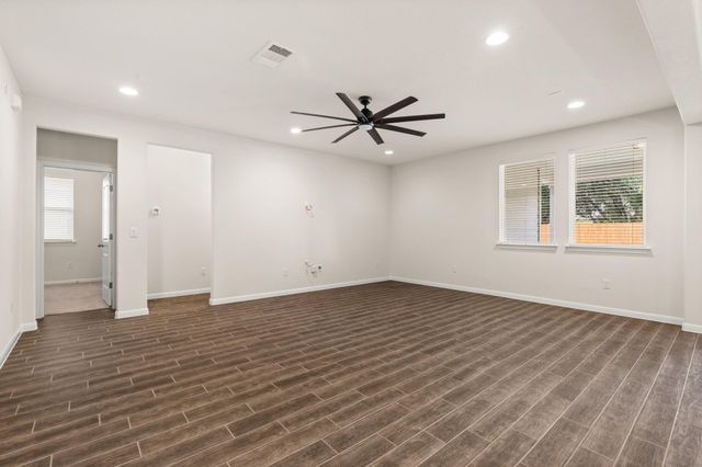 4512 Arques Ave, Round Rock, TX 78681