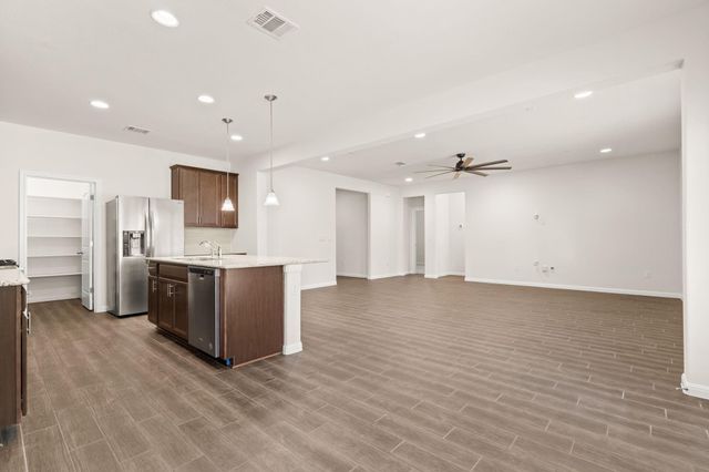 4512 Arques Ave, Round Rock, TX 78681