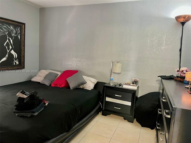 11304 Taft St 11304, Pembroke Pines, FL 33026