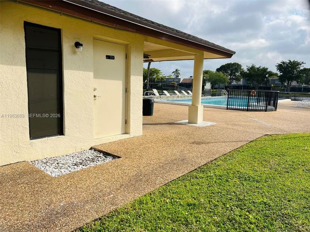 11304 Taft St 11304, Pembroke Pines, FL 33026