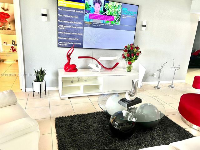 11304 Taft St 11304, Pembroke Pines, FL 33026