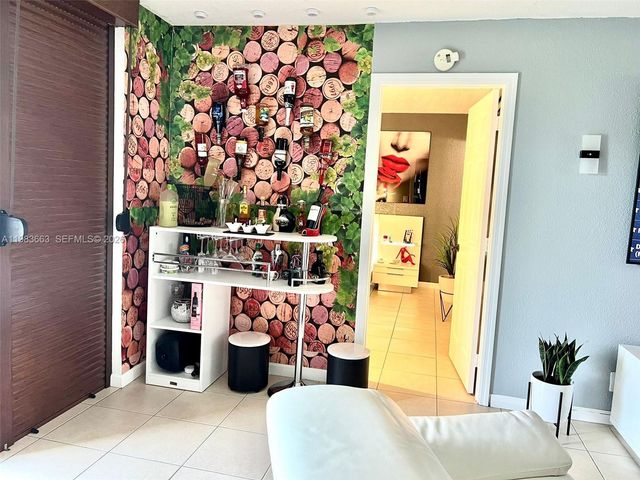 11304 Taft St 11304, Pembroke Pines, FL 33026